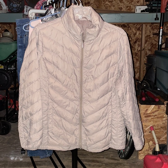 London Fog Women’s XL Light Gray Quilted Jacket. - Picture 1 of 13